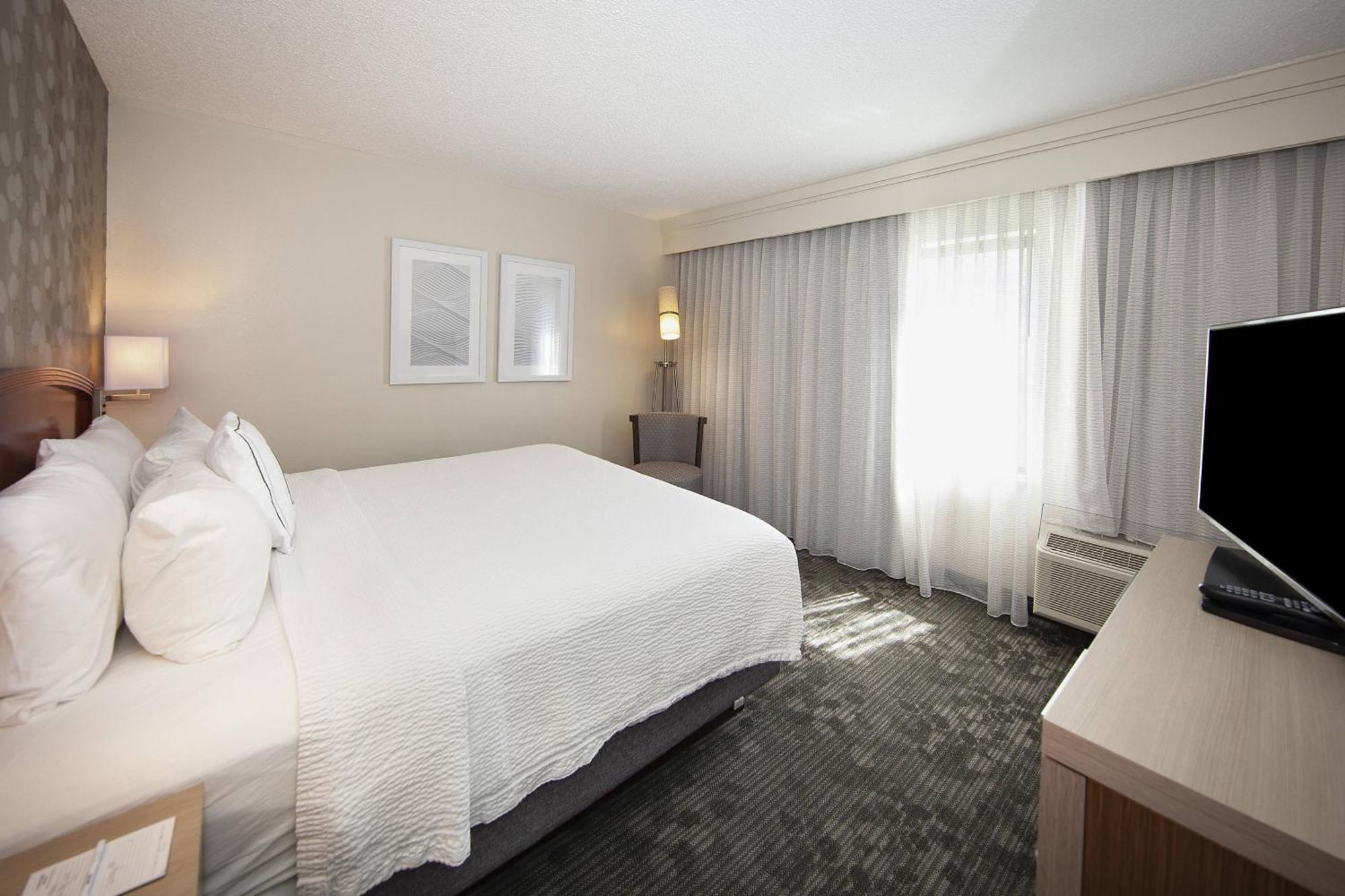 Courtyard By Marriott Valdosta Hotel Kültér fotó